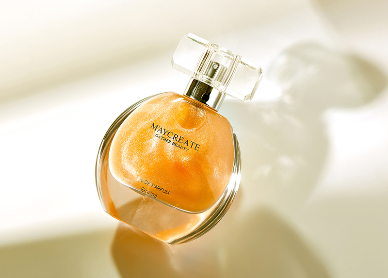 產(chǎn)香水后起直追？香水品類里能誕生一個(gè)完美日記嗎？